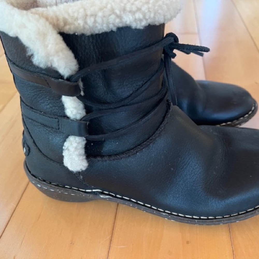 Black and White UGG Rianne Lined Boots